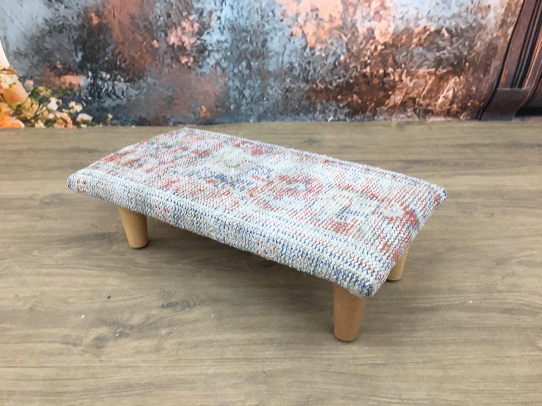 Faded Rug Upholstered Step Stool, Boho Chic Design Step Stool, Comfort ...