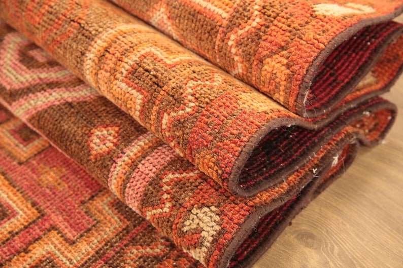 Old Rug, Vintage Kilim Rug, Cool Rug, Herki Rug, Figurative Rug