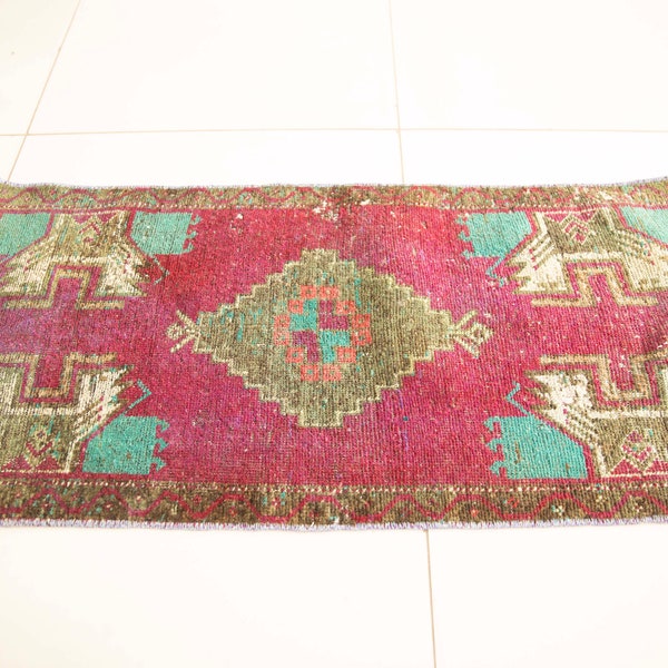 frontdoor rug, purple rug, pastel color rug, yoga room rug, turkish vintage rug, 1.6x3.4 ft, oriental wool rug, vegetable dyed rug, DC 811