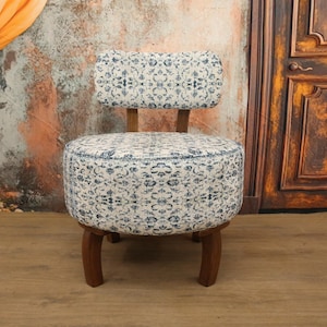 Upholstred chair, Accent chair, Livingroom armchair, Bedroom chair, Decorative chair, Modern chair, Stylish chair, Textured chair, DCP 4820