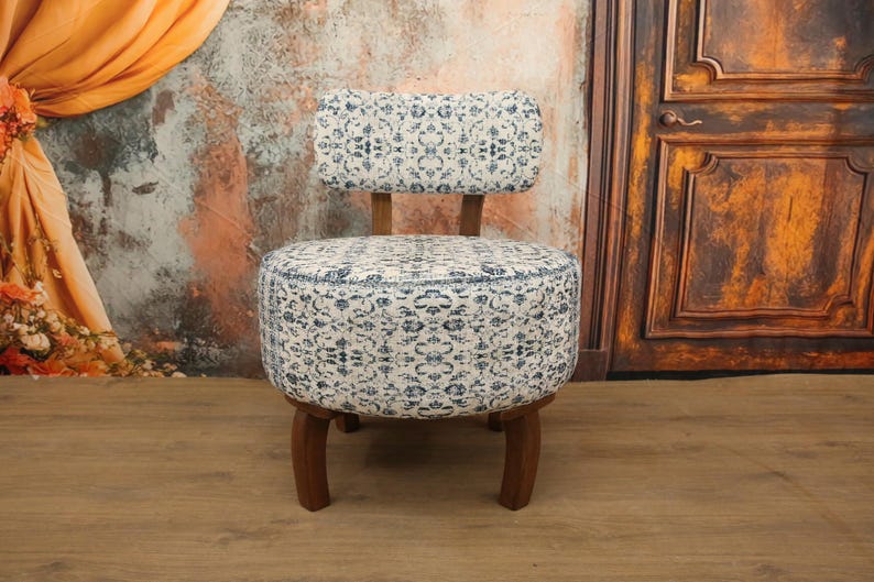 Upholstred chair, Accent chair, Livingroom armchair, Bedroom chair, Decorative chair, Modern chair, Stylish chair, Textured chair, DCP 4820