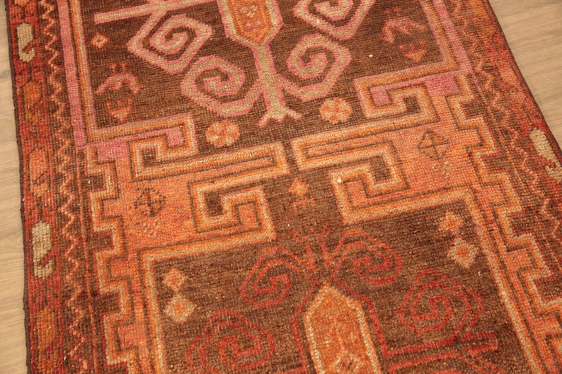 Old Rug, Vintage Kilim Rug, Cool Rug, Herki Rug, Figurative Rug