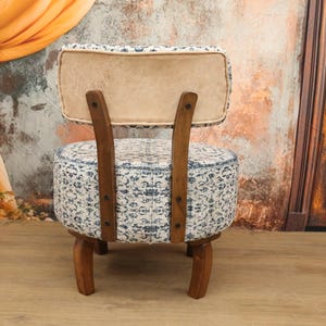 Upholstred chair, Accent chair, Livingroom armchair, Bedroom chair, Decorative chair, Modern chair, Stylish chair, Textured chair, DCP 4820