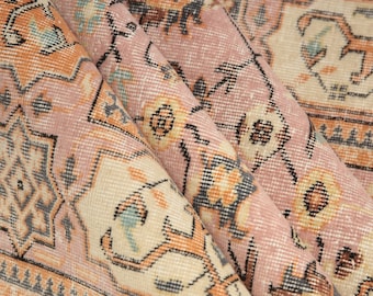 alfombra oushak vintage, alfombra figurativa, alfombra rosa rubor, alfombra turca hecha a mano, alfombra con bordes, alfombra en venta, 5.1x9.1 pies, alfombra de sala de estar, DC 3441