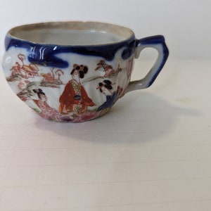 Japanische Teetasse aus Porzellan