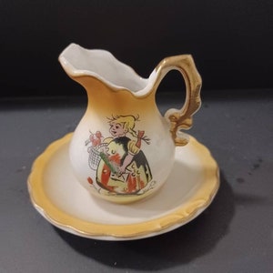 Rare Enesco Japan Miniature Pitcher and Basin Set