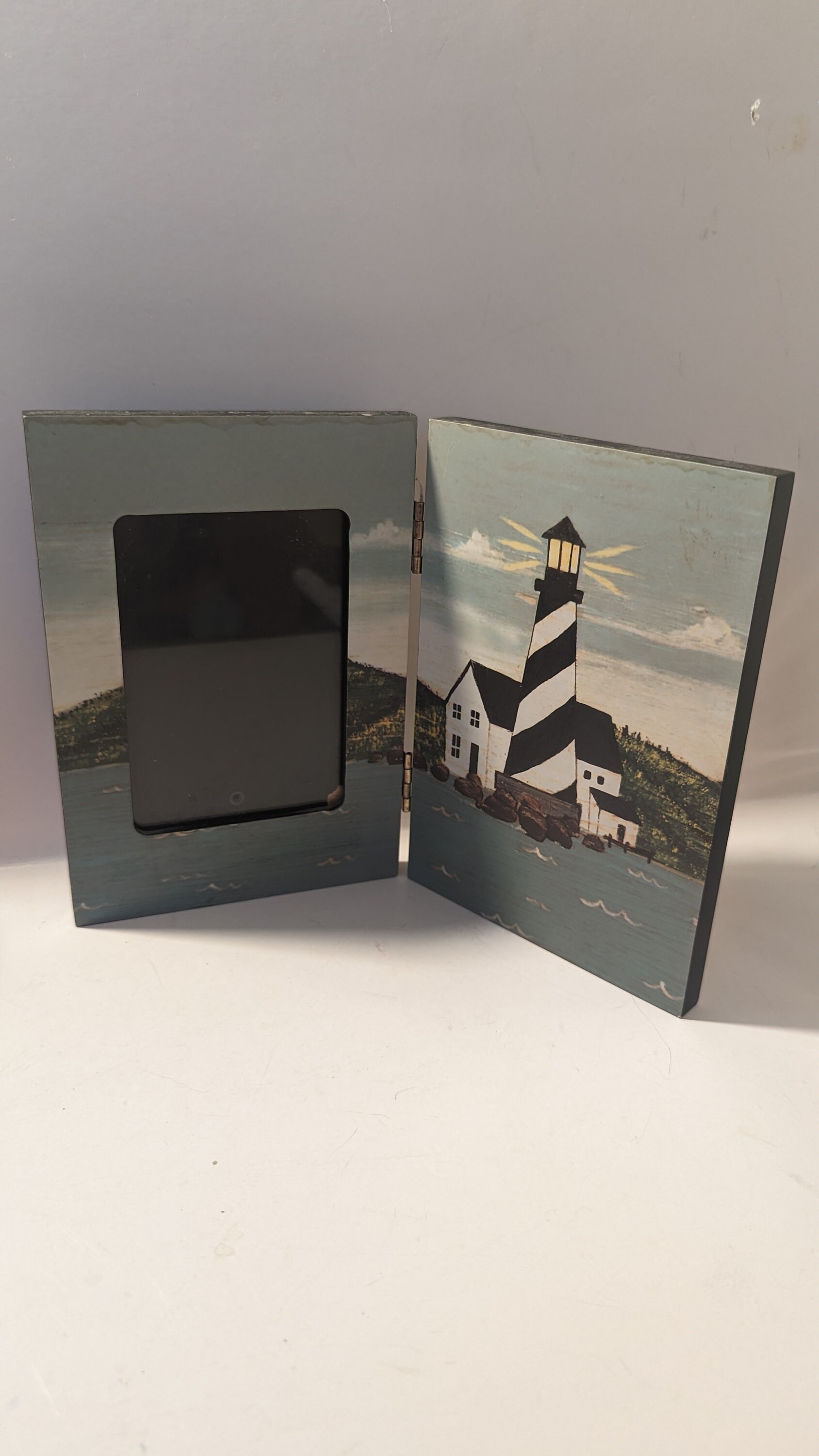 Fold Up Canvas Lighthouse Picture Frame