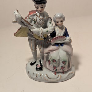 Vintage Occupied Japan Porcelain Couple Figurine