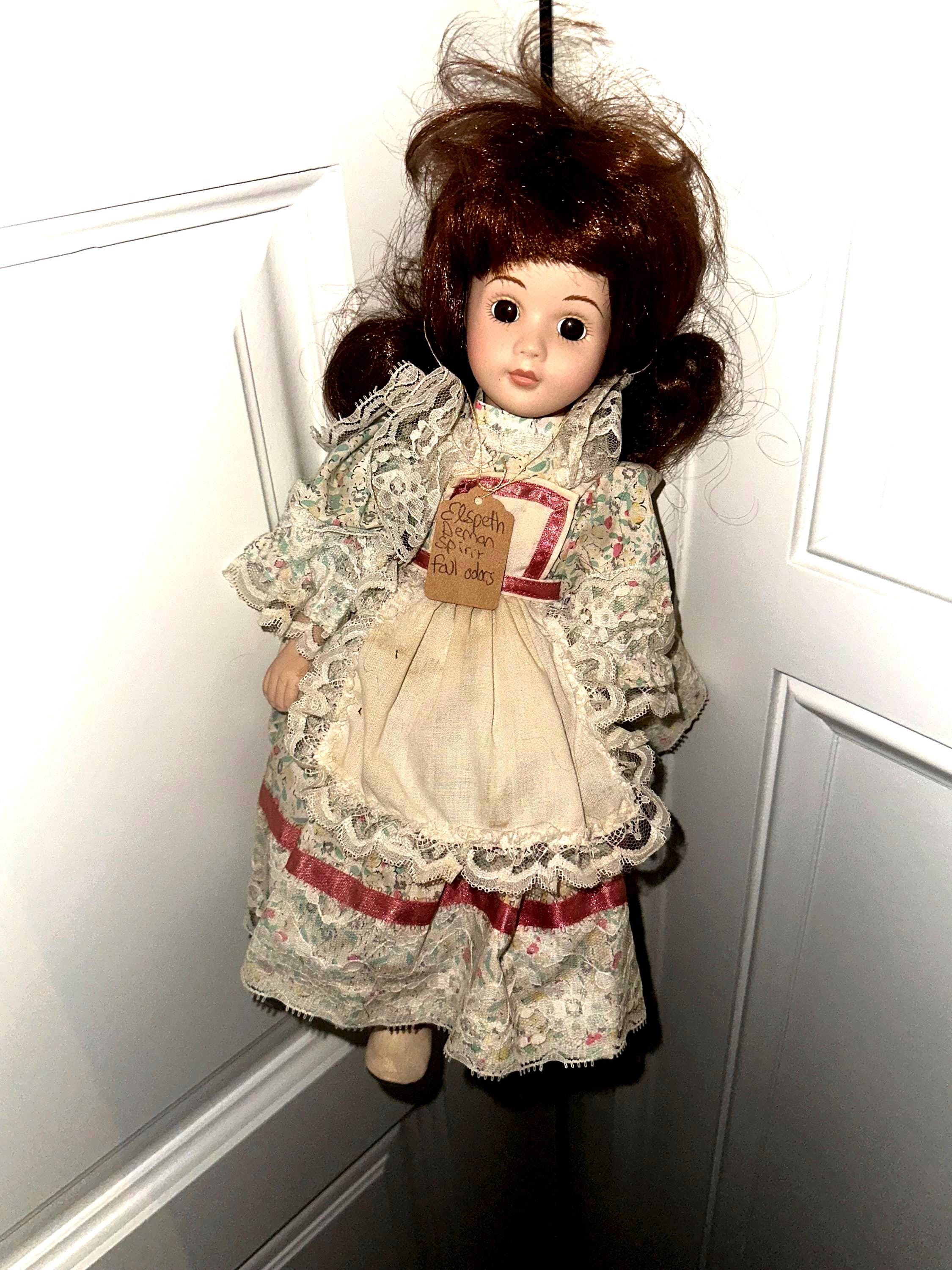 Bambola posseduta Italia