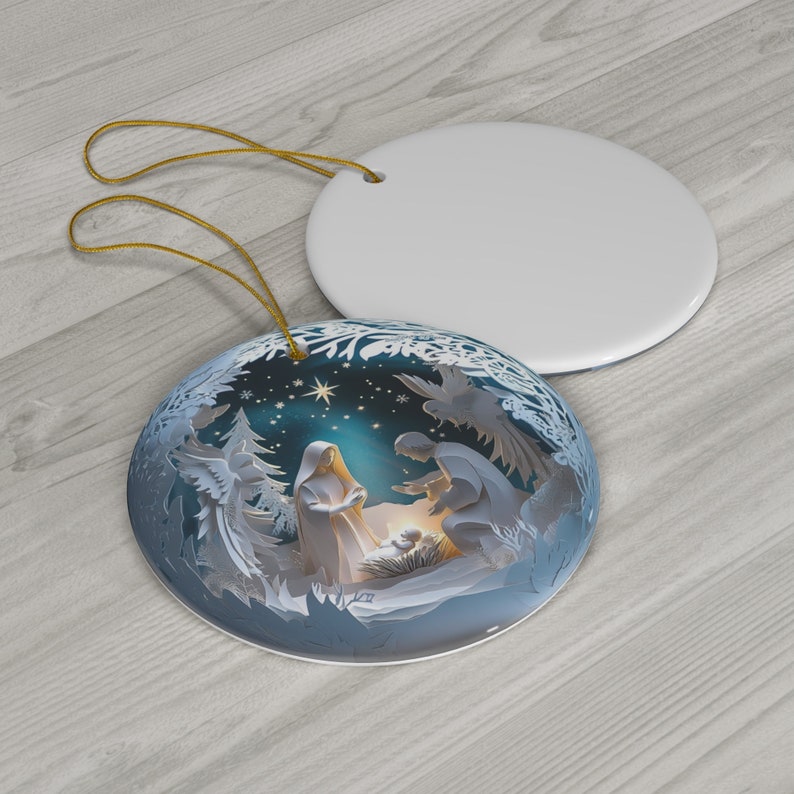 Adorno navideño del Nacimiento: Adorno de porcelana del Niño Jesús - Opciones de una o dos caras imagen 5