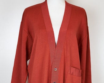 Винтажный кардиган Salvatore Ferragamo длинный шерстяной кардиган oversize кардиган размер M oversize свитер бледно-оранжевый свитер яркий коралловый