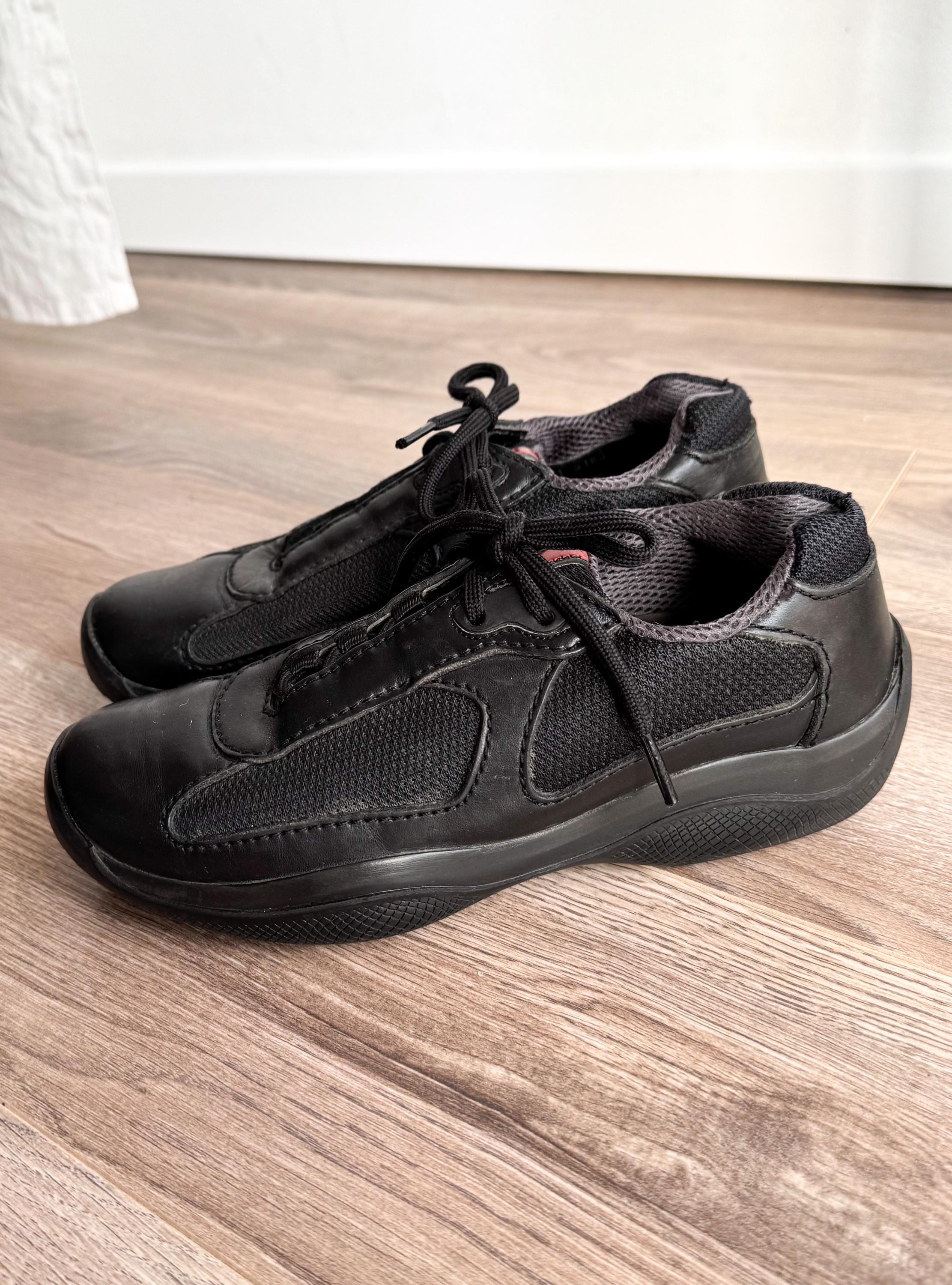 Vintage Prada Sneakers Linea Rossa America display picture 3