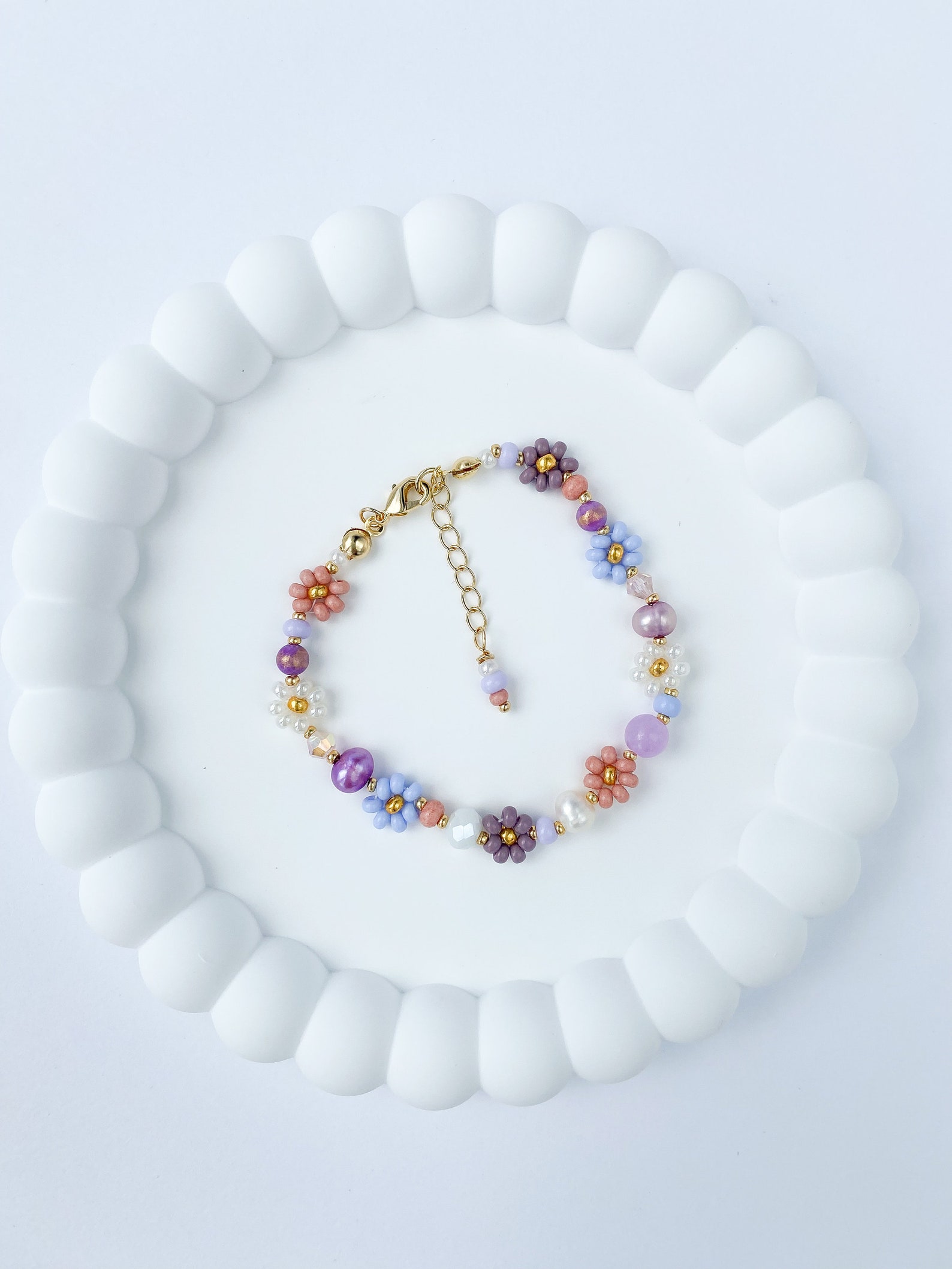 Lila Stretch Bracelet in Natural main image 1