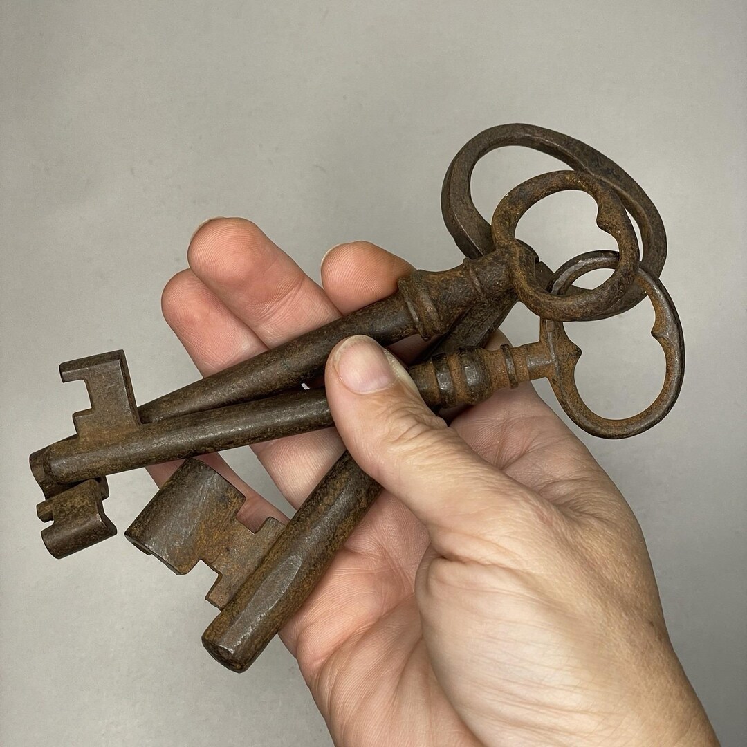 Syrup Key Church Antique Vintage Skeleton Church Keys Cast Iron Large 6 Inch Skeleton ...