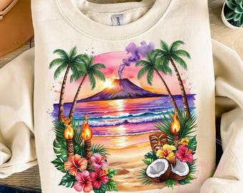 Puede incluir: Una pintura de acuarela de una escena de playa tropical con palmeras, un volcán y una puesta de sol. La playa está rodeada de exuberante vegetación verde y flores. Hay dos antorchas tiki a cada lado de la escena, y dos cocos en primer plano.