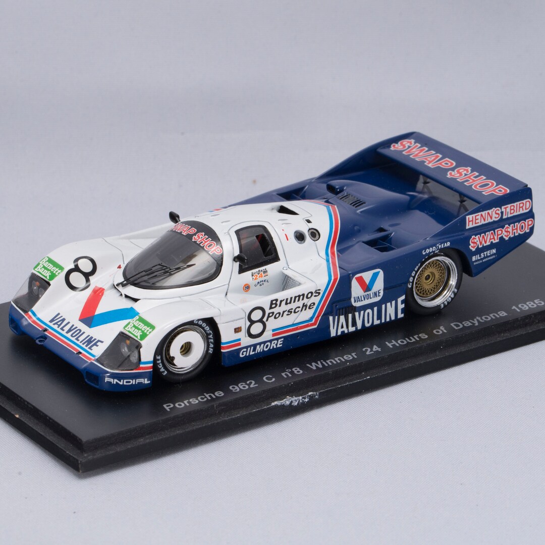 1:43 Porsche 962C Foyt Wollek Al Unser Boutsen Valvoline 24h