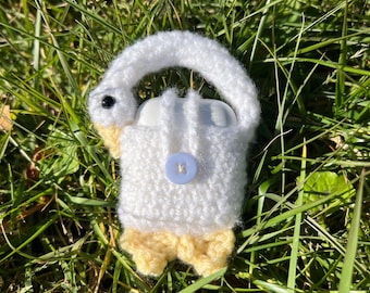 Crochet Goose Airpod Case