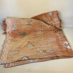 Antique Woven Rug Middle East Jordan Carpet Mat Rectangle Fabric Upholstery Wool Vintage Pattern Handmade Textile Patterned 256x146cm Weave