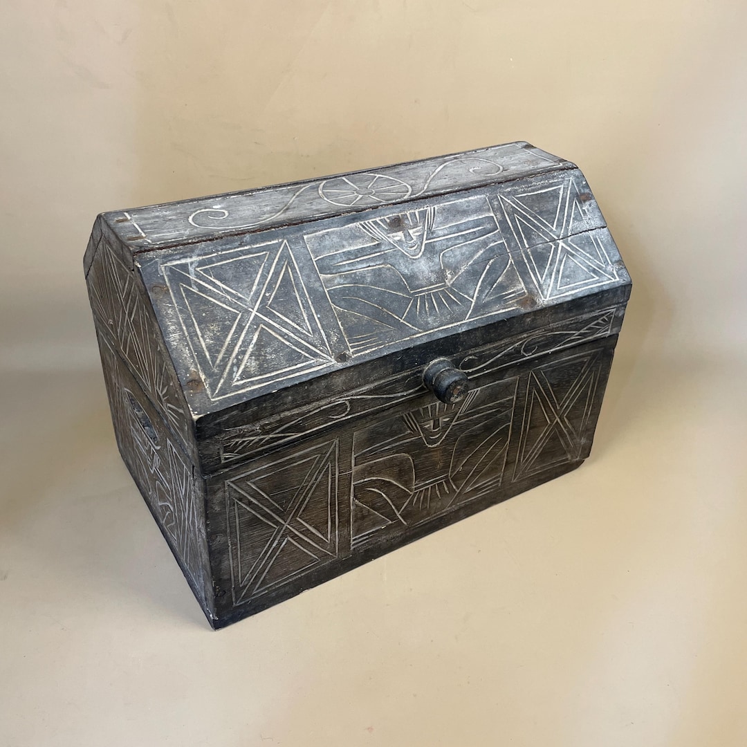 Antique African Box Hand Carved Wood With Lid Vintage Aged Tribal ...
