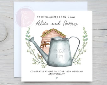 Tarjeta personalizada de aniversario de bodas de hojalata feliz para parejas, 10 años, temática de jardín, regadera de hojalata, 2024, personalizada para cualquier relación / amigo