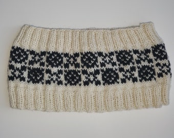 Black and White Handknit Nordic Cowl
