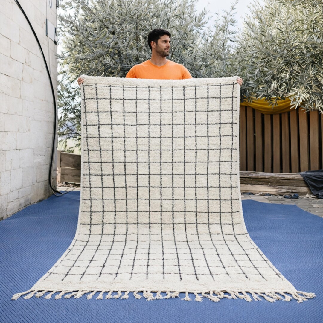 Handwoven Wool Grid Rug: Cream Neutral, Moroccan Fringed 8x10 - Etsy