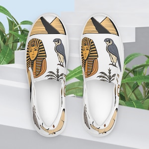 Men’s slip-on canvas shoes