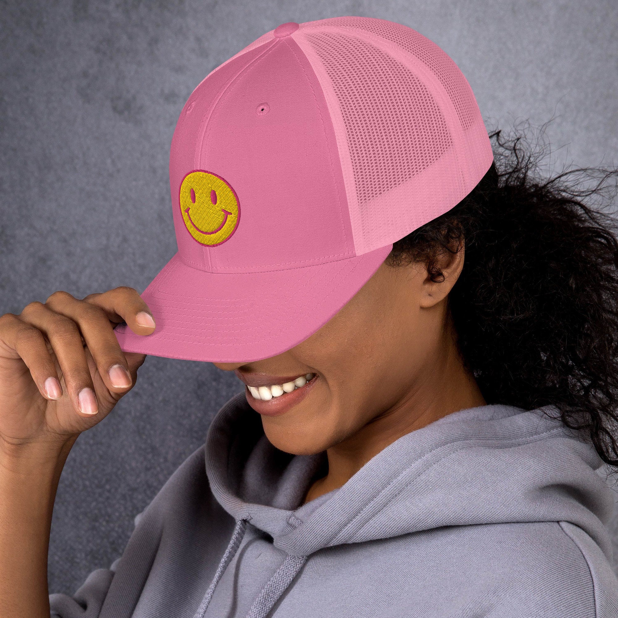 Smiley Face Women display picture 3