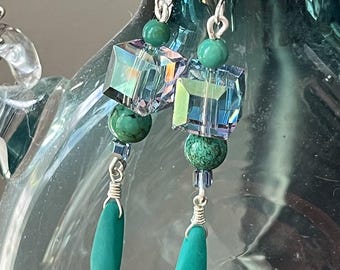 Green crystal cube and glass earrings