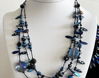 3-strand dark blue iridescent glass bead necklace