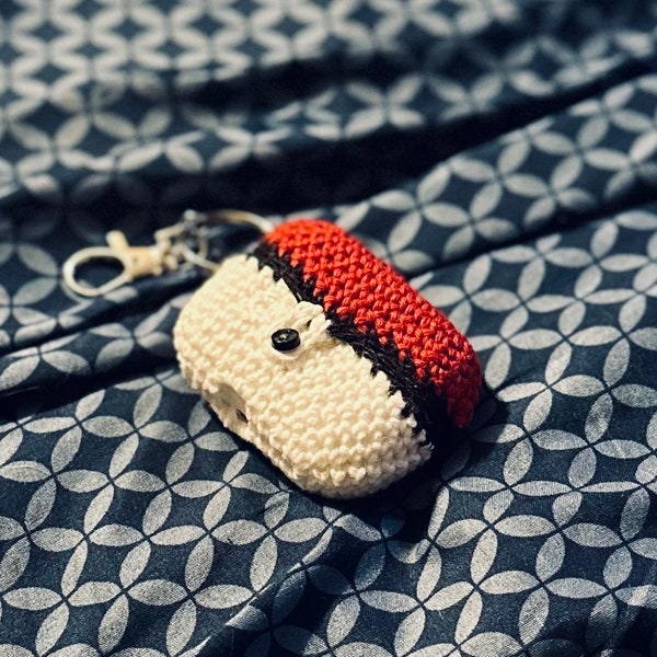 AirPod pro case, Pokeball, Pokémon Case, Crochet AirPods Case, Cute AirPods Case, AirPods Pro, keychain, Pokeball keychain, keychain case