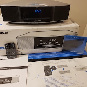 New - Open box Bose wave radio IV music system  Titanium silver cd/am/fm/alarm/aux