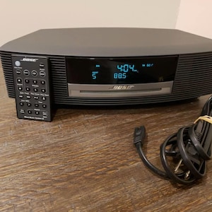 Bose Wave III  Touch Top music system am/fm CD Player clock radio+ remote Nice Condition Black