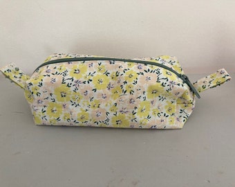 Trousse d'écolier en coton fleurie doublée