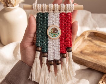 Mexico microvlag muur hangend handgemaakt macramédecor Mexicaanse vlag autobedel klein cultureel cadeau voor vrienden en familie op lange afstand
