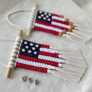 USA 250 Years Car Flag Accessory Mini Macrame Wall Hanging Small Boho Tapestry United States of America Decor