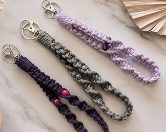 Polsbandje met sleutelhanger en optioneel bevestigingslusje voor je telefoon, macramé lus, sleutelhangeraccessoire, tasdecoratie, cadeau voor je beste vriendin.