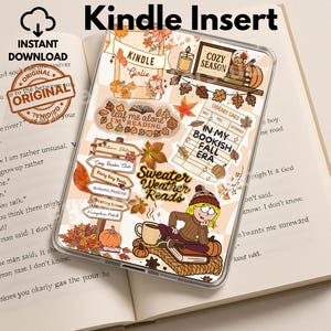 Puede incluir: Insert Kindle con temática otoñal, con calabazas, hojas y el texto "Sweater Weather Reads". El diseño incluye un personaje de dibujos animados, café y las palabras "Cozy Season".