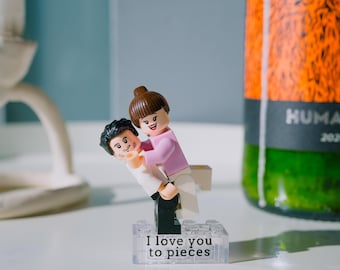 Custom Hug Minifigure - Personalized Gift for Her, Gift for Him, Gift for Couple, Valentine&#39;s Day, Anniversary, Birthday, Long Distance