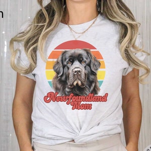 Newfoundland Mom Retro Sunset Unisex Jersey Short Sleeve Tee, Graphic Tee for Her, Gift for Newfoundland Owner, Newfoundland Lover Gift Tee