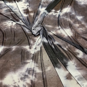 Tie dye design print on great quality of nylon spandex power mesh 4-way stretch 58/60”