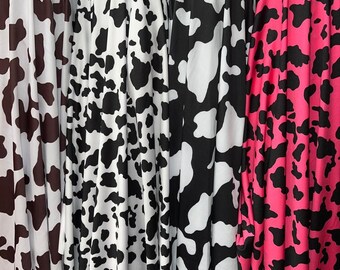 Exotische koeprint op de beste kwaliteit nylon spandex, 4-way stretch: 58/60 inch (verkocht per jaar). Verzending wereldwijd vanuit L.A