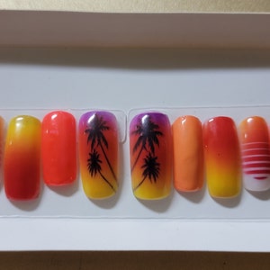 Custom printed Palm tree sunset press on nail set