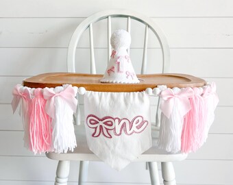 High chair banner/ Bow birthday/ First Birthday/Party Hat