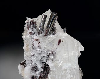Hübnerite - Pasto Bueno, Peru - Mineral Collection