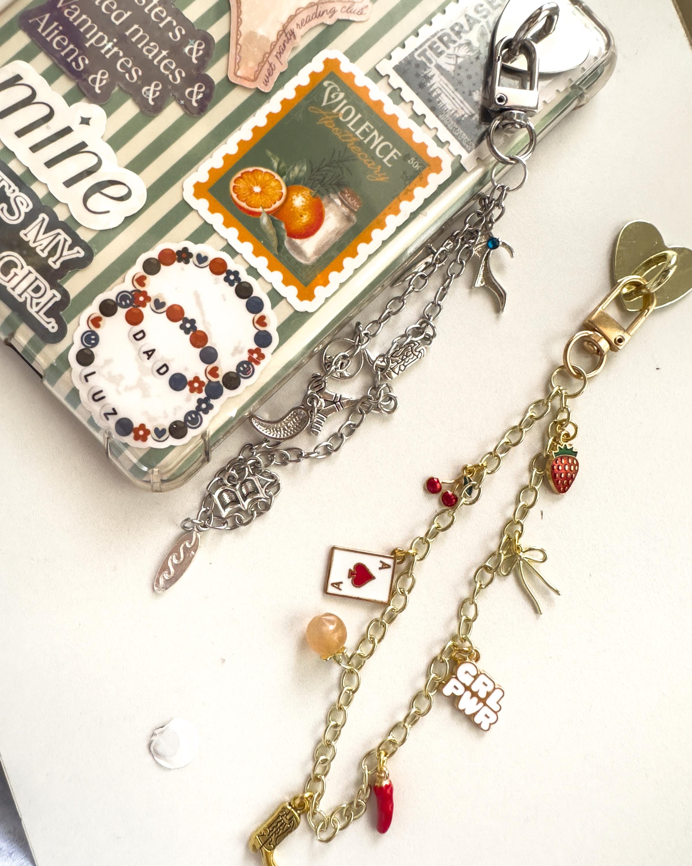 Personalized Kindle Charm Bracelet: Spicy Ereader Accessories