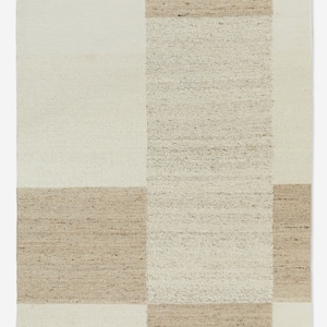 Modern eye pleasing Handwoven Bedroom Rug,  Tribal Cool Handmade Living room Kilim, Aesthetic Beautiful Handicraft Kitchen Flat weave Rug.