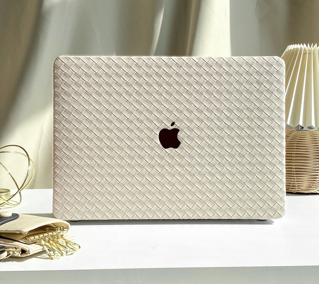 Woven MacBook Case