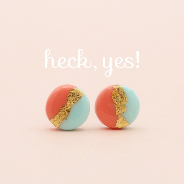 Statement earrings Mint Apricot Gold Round / golden stud earrings pastel / fake gold leaf, polymer clay / minimalist / boho style / chic