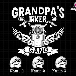 Może przedstawiać: Czarno-biały projekt przedstawiający motocykl z skrzydłami i tekstem "Grandpa's Biker Gang". Pod projektem znajdują się trzy kaski motocyklowe z tekstem "Name 1", "Name 2" i "Name 3" pod każdym kaskiem.